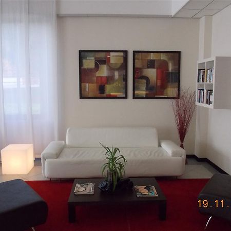 Hotel David Sesto Calende Exterior foto