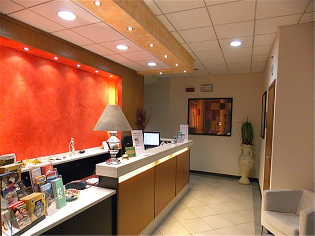 Hotel David Sesto Calende Exterior foto